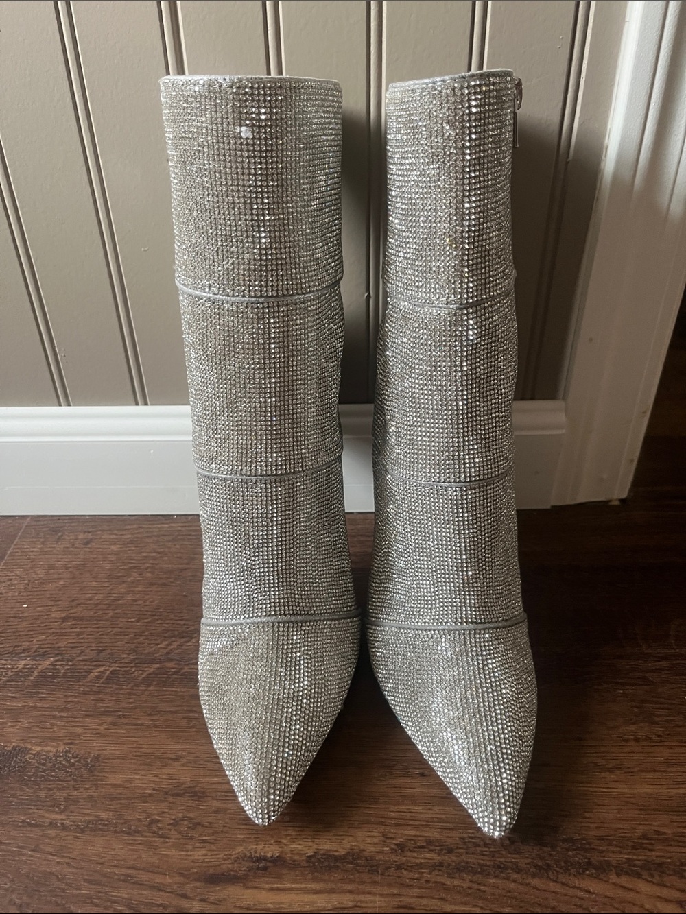 NEW ! Sparkling Silver Crystal Pointed Toe Women's Boots